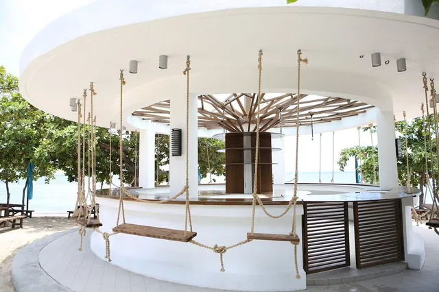 Cocoons (at CaSoBē)