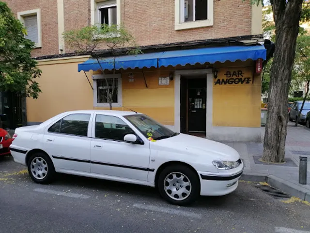 Bar Angovi