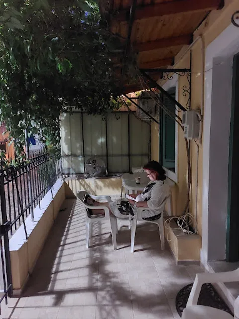 Tsovolas Grill House