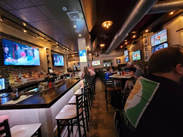 Founding Fathers South St Sports Bar & Grill