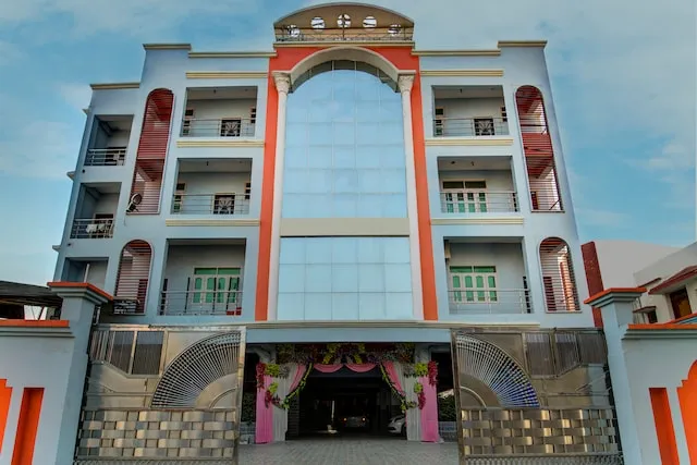 OYO Hotel Madhuram