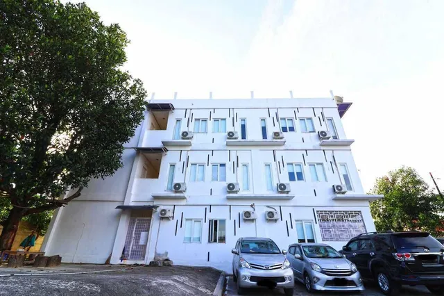 Bintaro Rumah Kayu Manis