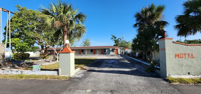 Fort Myers Shores Motel