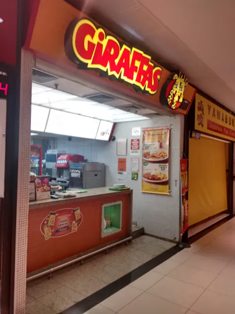 Giraffas Shopping Colinas