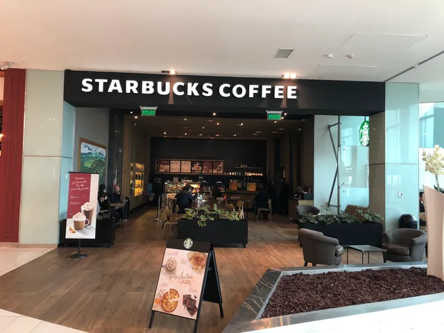 Starbucks Mall Plaza Los Dominicos