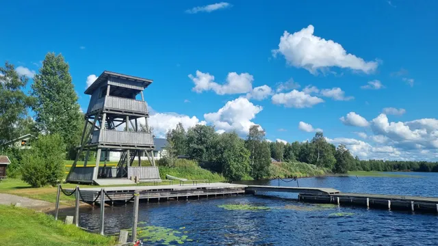 Naapurivaaran Lomakeskus Ky