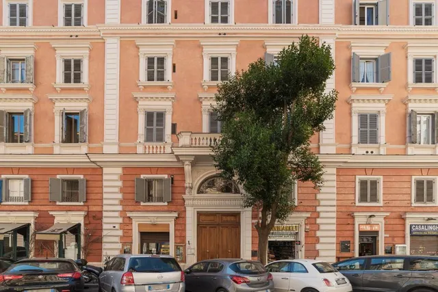 Vantaggio Suites & Apartments