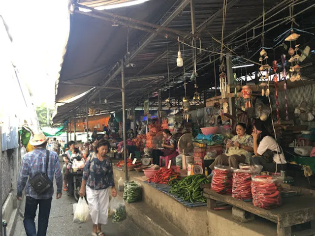Mueang Mai Market