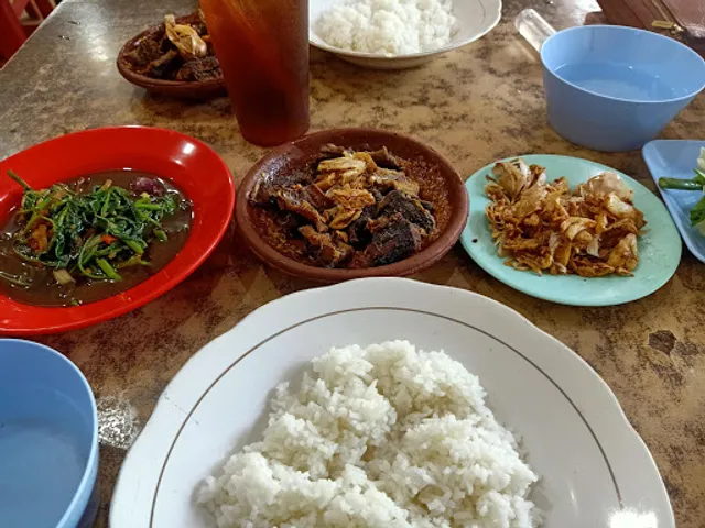 Spesial Belut Surabaya H. Poer