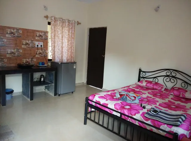 Guitar Home Stays - call us for best Rates