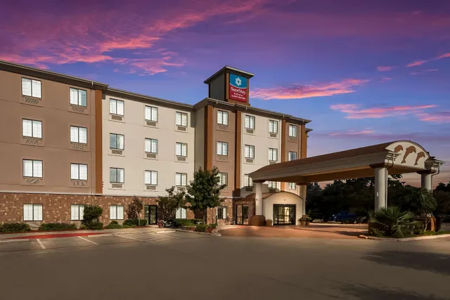 Best Western Sea World/Lackland AFB NW Hotel & Suites