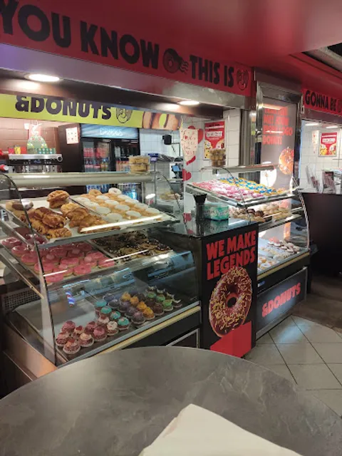 &Donuts metrostation Beurs