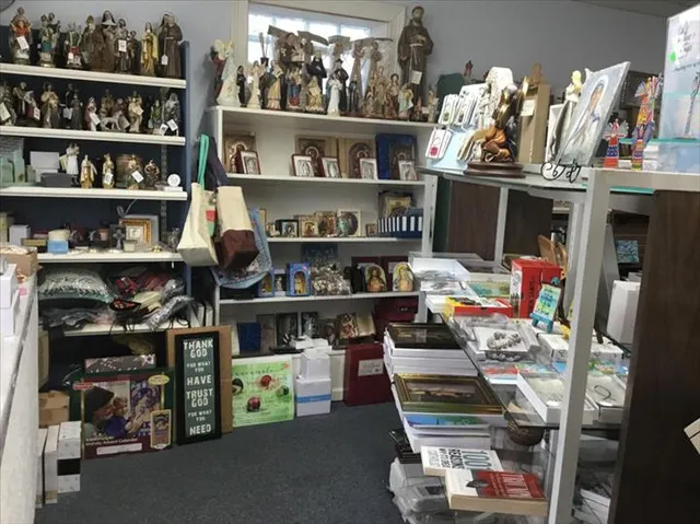 Queen Of Angels Book & Gifts