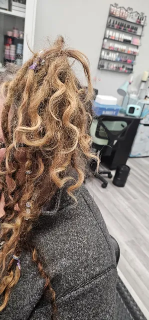 Hidden Gem Spa and Salon LLC