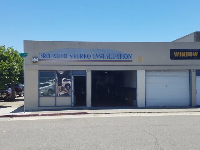 Pro Auto Stereo Installation