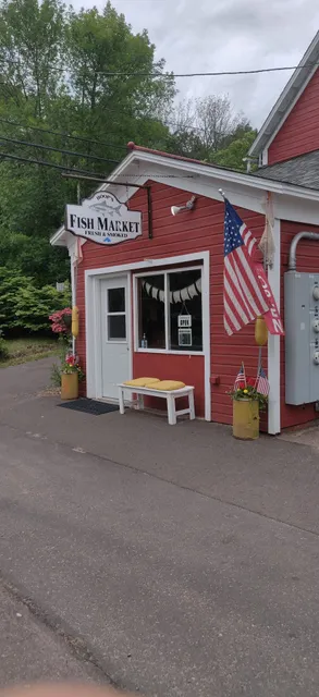 Hoop’s Fish Market