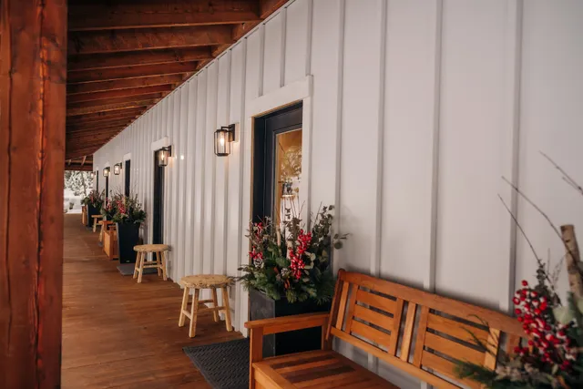 Mountainside Lodging and Retreats