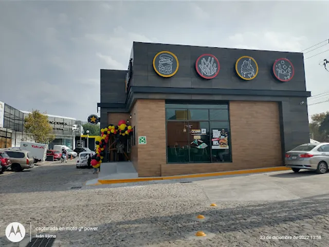 Carl's Jr. San Juan del Río