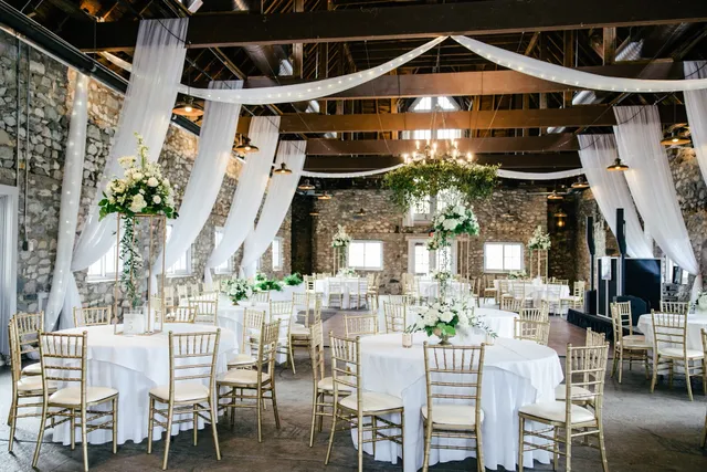 Classic Designs by Doreen Thomas CF