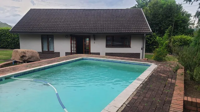 Secret guest house at Gladys manzi