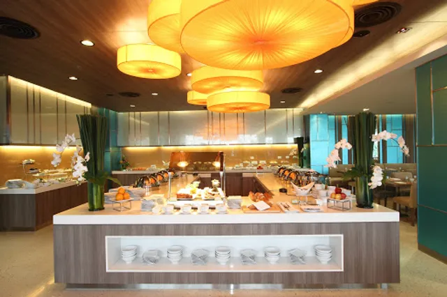 The SQUARE Restaurant - Novotel Bangkok IMPACT