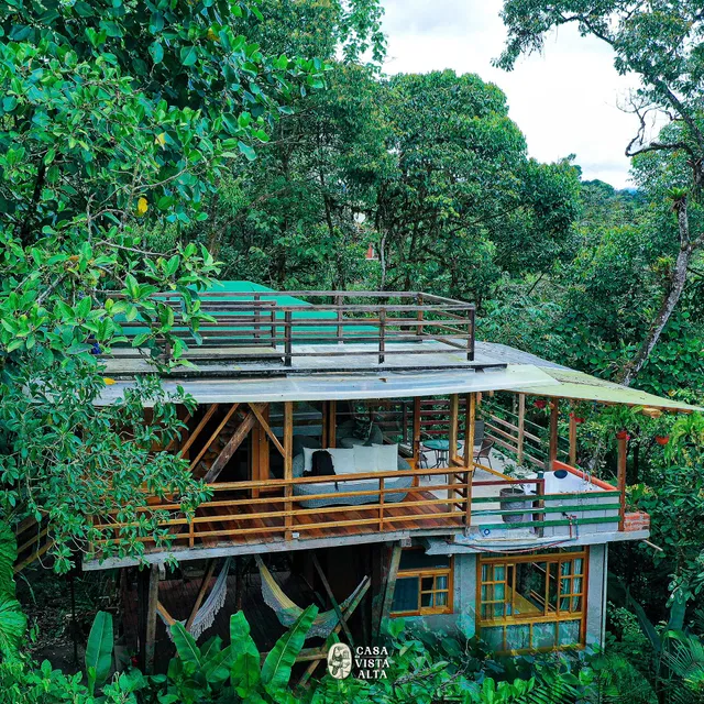 Casa de Vista Alta