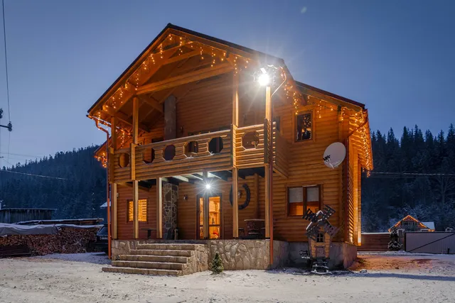 Villa Ladna Tatariv Bukovel Vat and Sauna