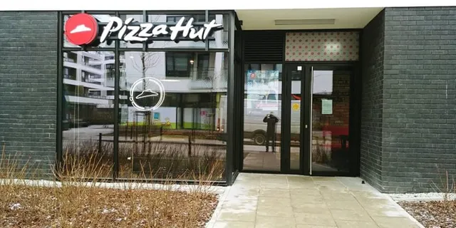 Pizza Hut Warszawa Hubnera