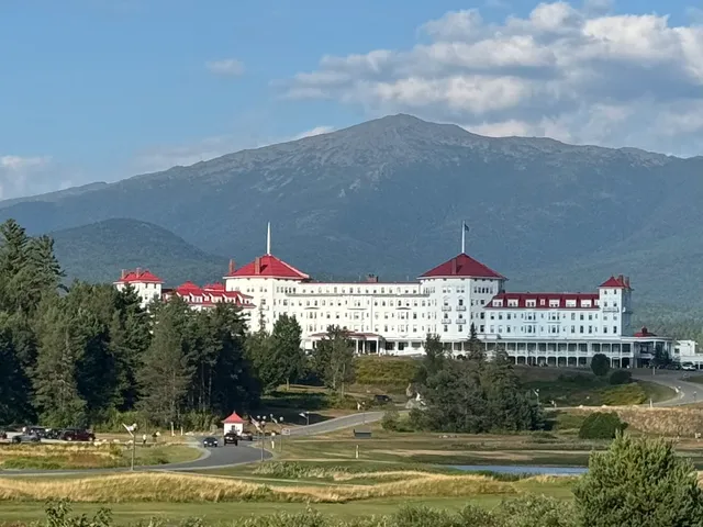 Mount Washington Hotel Historic Marker & Scenic View