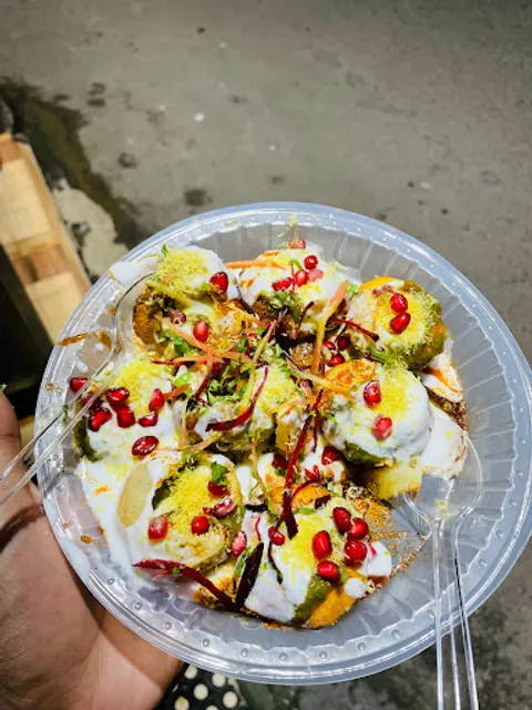 Yadav Chaat Bhandar (New Layal Pur)