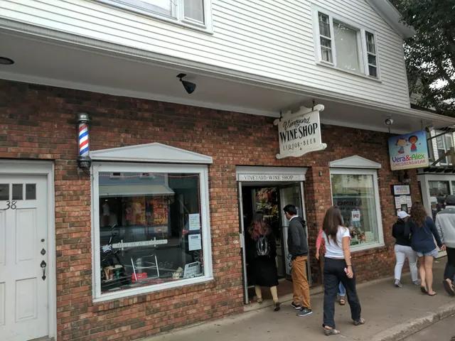 Vineyard Wine & Cheese Shop
