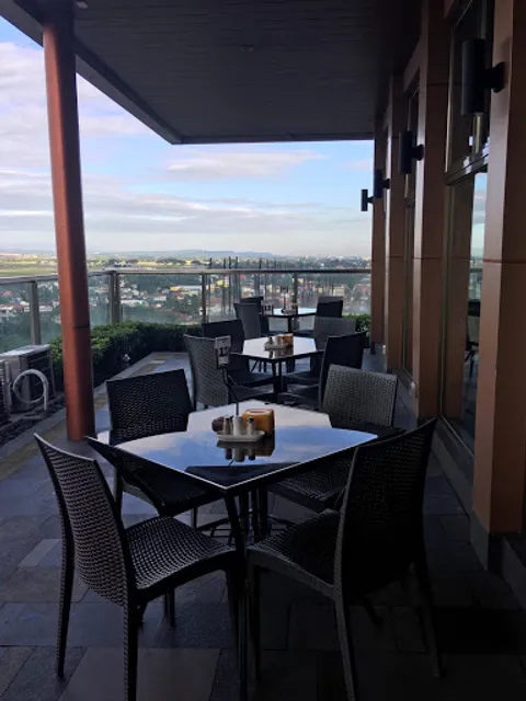 88 Street Resto & Pizza Pub