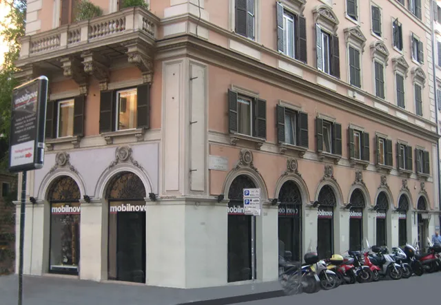 Poltrona Frau Roma by Mobilnovo