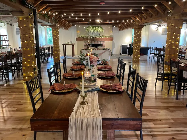 Upohar World Kitchen