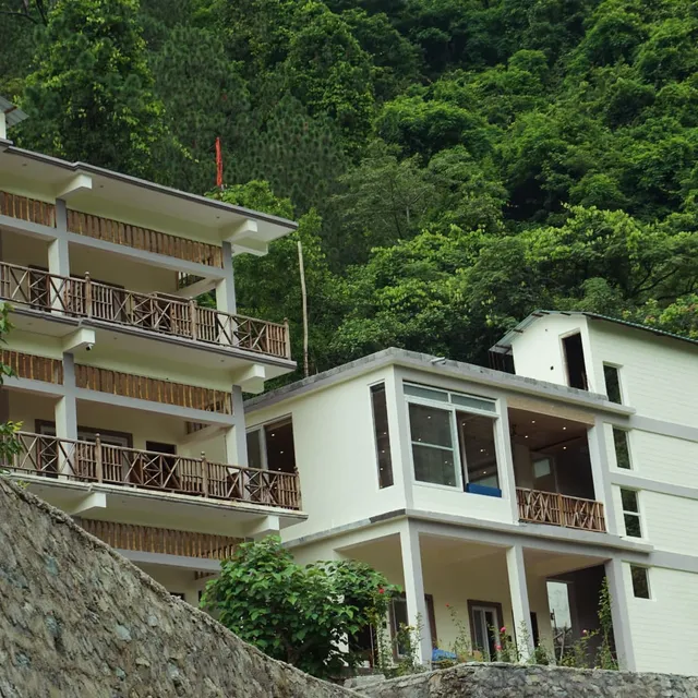 Maulyar Forest Resort