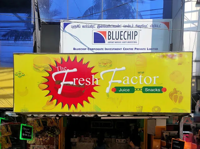 THE LEMURIA Your Fresh Factor Juices and Snacks