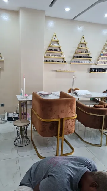 FARAH HAIR-SHOP & MOON SPA ABIDJAN