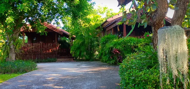 โคซี่รีสอร์ท