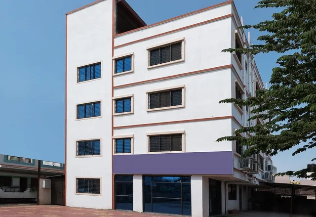 Flagship 18489 Hotel Sai Parth