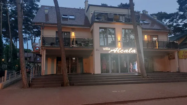 WILLA "ALCALA"