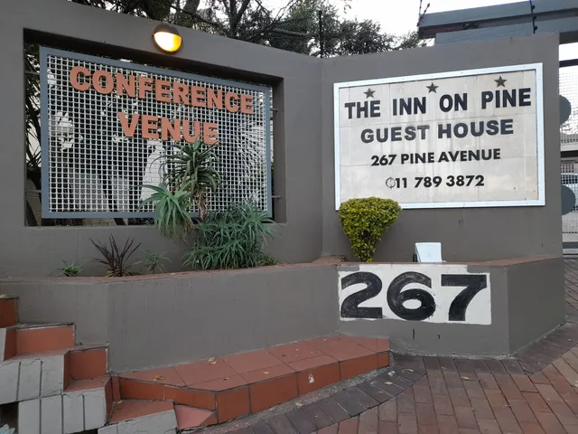 The Inn On Pine Guest House