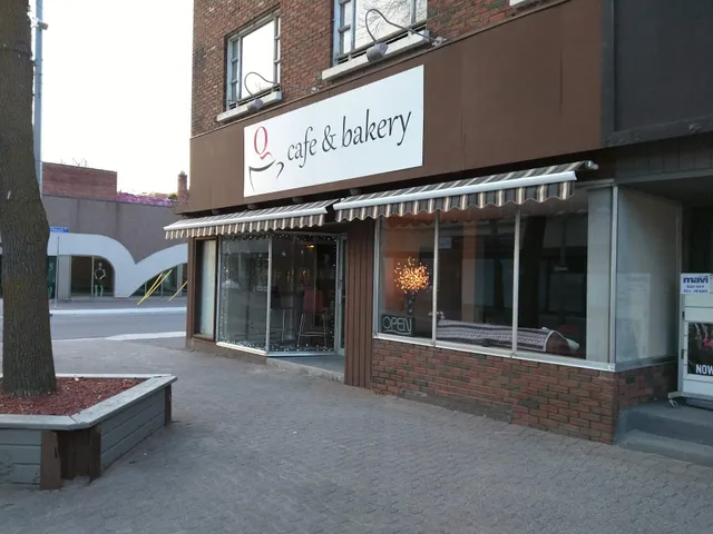 Q Cafe & Bakery