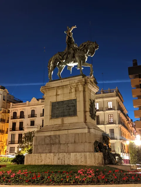 Plaça d'Alfons el Magnànim, 10