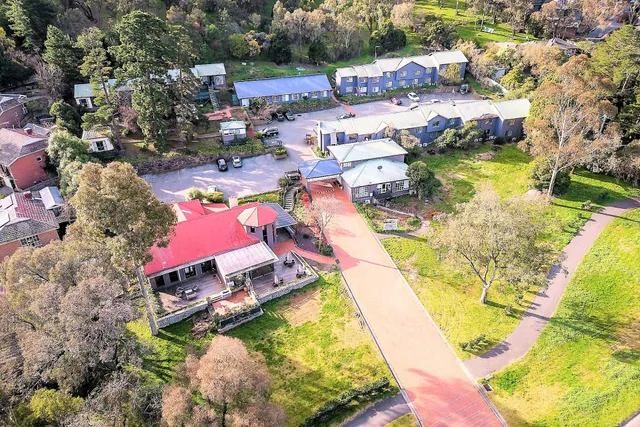 Eltham Gateway Hotel & Conference Centre