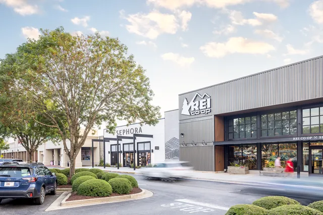 Beechwood Shopping Center