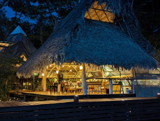 La Isla Dulce Hotel, Marina and Cafe