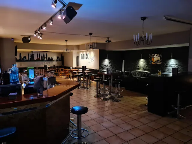Mix Lounge - Bar & Lounge