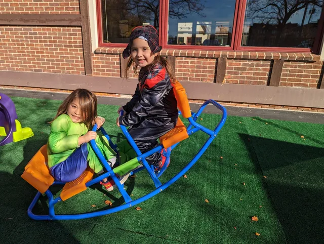 Bright Loritos - Novi