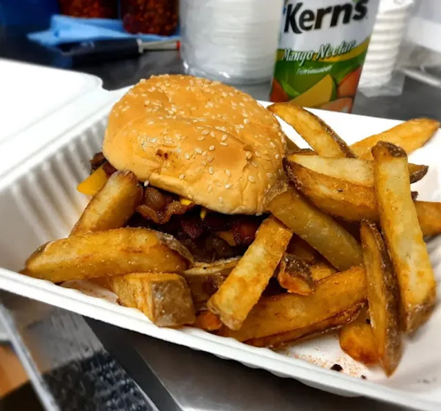 Squacho's Bar & Grill