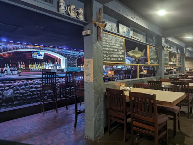 Old Stone Bar & Grill